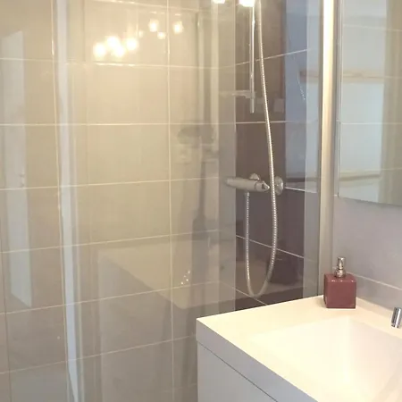 Location Moderne 4 Pers, Parking, Vue - Fr-1-323-427 *