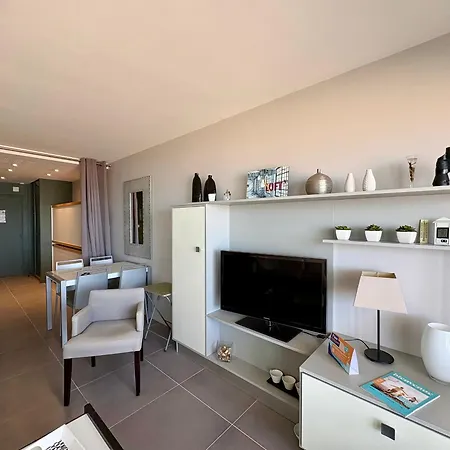 Location Moderne 4 Pers, Parking, Vue - Fr-1-323-427 Apartmán *